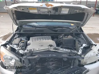 2007 Toyota RAV4 with VIN JTMZK33V876006923, listed as a IAAI auction lot 41406204 with 121,425 mi miles. Bid and sale history available at carsss.com. Image 10.