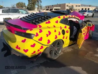 2018 Chevrolet Camaro 1LT z VIN 1G1FB1RS9J0124311, wystawiony jako IAAI lot #41399583 z przebiegiem Nie podano mil oraz . Historia ofert i sprzedaży dostępna na DreamBid. Obrazek 4.