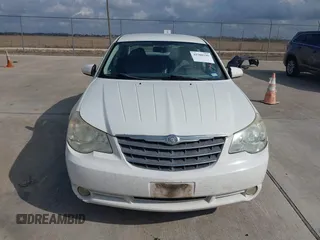 2008 Chrysler Sebring with VIN 1C3LC66J68N284521, listed as a IAAI auction lot 41508199 with 217,216 mi miles and . Bid and sale history available at DreamBid. Image 6.