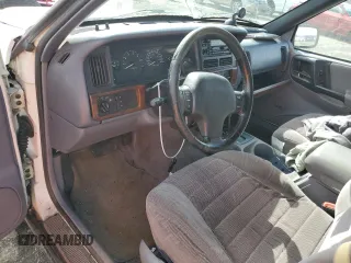 1997 Jeep Grand Cherokee Laredo with VIN 1J4GZ58S8VC647415, listed as a Copart auction lot 49258934 with 0 mi miles and Salvage Title. Bid and sale history available at carsss.com. Image 8.