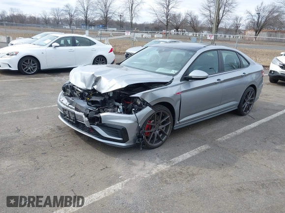2021 Volkswagen Jetta S z VIN 3VW6T7BU3MM020687, wystawiony jako IAAI lot #41621894 z przebiegiem 25 837 mil mil oraz . Historia ofert i sprzedaży dostępna na DreamBid. Obrazek 2.