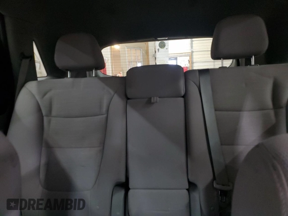 2014 Kia Sorento LX z VIN 5XYKT4A77EG499626, wystawiony jako Copart lot #49983865 z przebiegiem 227 978 mil mil oraz Nie do naprawy • Non repairable. Historia ofert i sprzedaży dostępna na DreamBid. Obrazek 10.