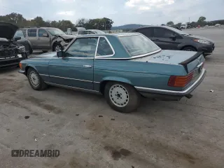 1985 Mercedes-Benz 380 z VIN WDB1070451A014424, wystawiony jako Copart lot #72587724 z przebiegiem 105 926 mil mil oraz Tytuł czysty. Historia ofert i sprzedaży dostępna na DreamBid. Obrazek 2.