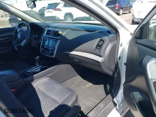 2018 Nissan Altima 2.5 S with VIN 1N4AL3AP1JC212789, listed as a IAAI auction lot 41817507 with 102,595 mi miles. Bid and sale history available at carsss.com. Image 5.