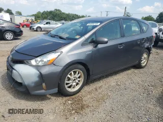 2015 Toyota Prius Two with VIN JTDZN3EU6FJ022478, listed as a Copart auction lot 66890745 with 323,361 mi miles and Clean title. Bid and sale history available at DreamBid. Image 1.
