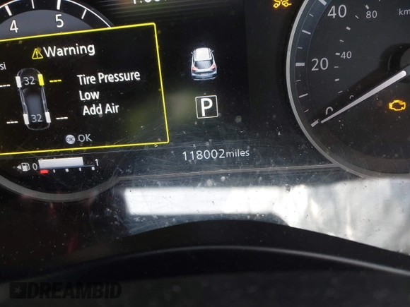 2019 Nissan Kicks SR with VIN 3N1CP5CU1KL538879, listed as a IAAI auction lot 41588710 with 118,002 mi miles. Bid and sale history available at carsss.com. Image 14.