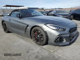 2022 BMW Z4 sDriveM40i with VIN WBAHF9C09NWX81541, listed as a Copart auction lot 85457254 with 9,393 mi miles and Salvage Title. Bid and sale history available at carsss.com. Image 4.