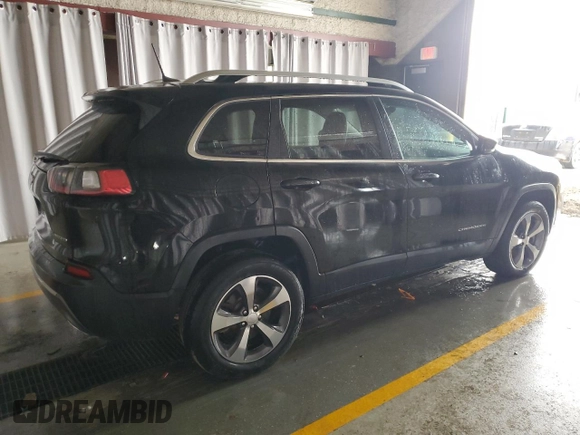 2019 Jeep Cherokee Limited with VIN 1C4PJMDN1KD322702, listed as a Copart auction lot 54841295 with 73,913 mi miles and Clean title. Bid and sale history available at DreamBid. Image 3.