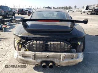 2015 Porsche 911 GT3 z VIN WP0AC2A93FS183704, wystawiony jako Copart lot #76139704 z przebiegiem 33 935 mil mil oraz Szkoda całkowita • Salvage title. Historia ofert i sprzedaży dostępna na DreamBid. Obrazek 6.