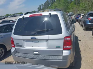 2011 Ford Escape XLT с VIN 1FMCU9DG9BKB50821, выставлен на аукционе IAAI как лот 42050075 с пробегом 101 946 миль миль и . История ставок и продаж доступна на DreamBid. Изображение 16.