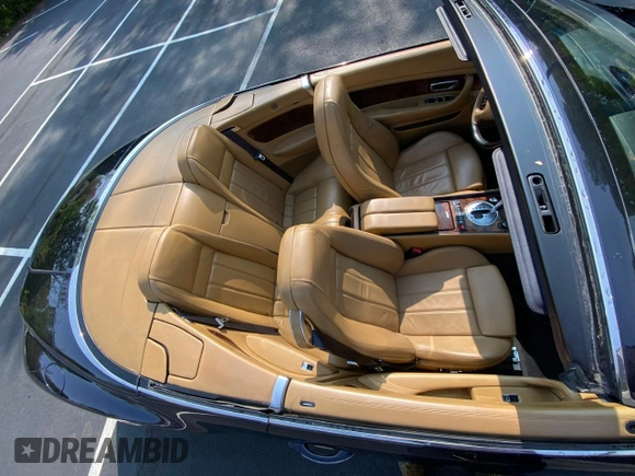 2007 Bentley Continental GT с VIN SCBDR33W17C043914, выставлен на аукционе Copart как лот 51431175 с пробегом 67 117 миль миль и Чистый • Clean title. История ставок и продаж доступна на DreamBid. Изображение 9.