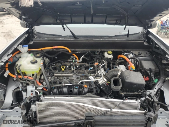 2024 Ford Maverick XLT with VIN 3FTTW8H3XRRA08001, listed as a Copart auction lot 49094355 with 11,258 mi miles and Salvage Title. Bid and sale history available at carsss.com. Image 11.