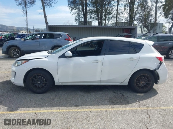 2012 Mazda Mazda3 i Touring with VIN JM1BL1L82C1695636, listed as a IAAI auction lot 41812909 with 199,314 mi miles. Bid and sale history available at carsss.com. Image 14.