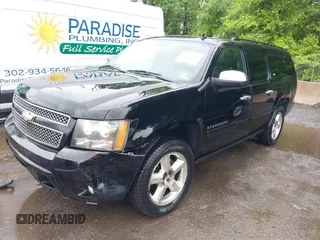2008 Chevrolet Suburban LTZ with VIN 1GNFK16338J221195, listed as a IAAI auction lot 42243746 with 199,707 mi miles and . Bid and sale history available at DreamBid. Image 2.