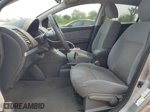 2010 Nissan Sentra S z VIN 3N1AB6AP6AL695976, wystawiony jako Copart lot #59365795 z przebiegiem 144 213 mil mil oraz Szkoda całkowita • Salvage title. Historia ofert i sprzedaży dostępna na DreamBid. Obrazek 7.