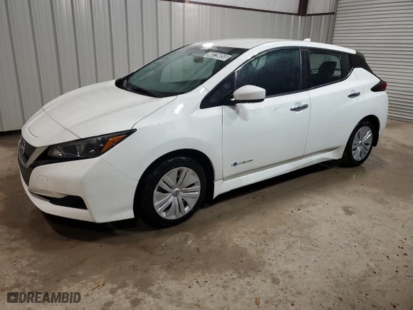 2018 Nissan LEAF S with VIN 1N4AZ1CP6JC311673, listed as a Copart auction lot 48239055 with 52,693 mi miles and Clean Title. Bid and sale history available at carsss.com. Image 1.