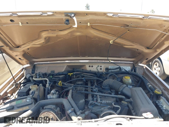 1999 Jeep Cherokee SE with VIN 1J4FF28S4XL592788, listed as a IAAI auction lot 42560002 with 189,258 mi miles and . Bid and sale history available at DreamBid. Image 10.