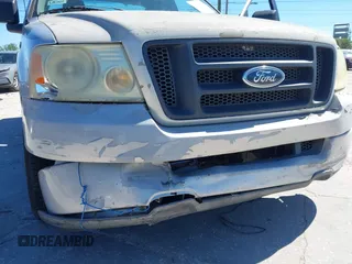 2004 Ford F-150 XL with VIN 1FTRF12W64NB80641, listed as a IAAI auction lot 41815717 with 258,175 mi miles. Bid and sale history available at carsss.com. Image 6.