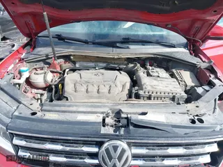 2018 Volkswagen Tiguan S with VIN 3VV1B7AX0JM043255, listed as a IAAI auction lot 41641512 with 79,069 mi miles. Bid and sale history available at carsss.com. Image 10.