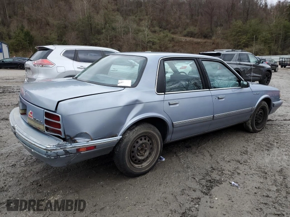 1994 Oldsmobile Cutlass Ciera S z VIN 1G3AG55M1R6362731, wystawiony jako Copart lot #83832424 z przebiegiem 145 973 mil mil oraz Szkoda całkowita • Salvage title. Historia ofert i sprzedaży dostępna na DreamBid. Obrazek 3.