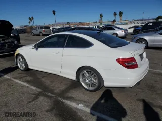 2015 Mercedes-Benz C-Class C 250 with VIN WDDGJ4HB3FG369353, listed as a Copart auction lot 88438815 with 200,335 mi miles and Clean Title. Bid and sale history available at carsss.com. Image 2.