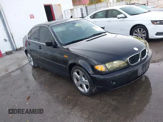 2005 BMW 3 Series 330i с VIN WBAEV53475KM38879, выставлен на аукционе IAAI как лот 41756737 с пробегом Не указан миль и . История ставок и продаж доступна на DreamBid. Изображение 1.