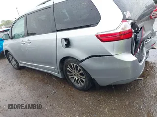 2019 Toyota Sienna XLE Auto Access Seat z VIN 5TDYZ3DC2KS018742, wystawiony jako IAAI lot #42288335 z przebiegiem 101 741 mil mil oraz . Historia ofert i sprzedaży dostępna na DreamBid. Obrazek 14.