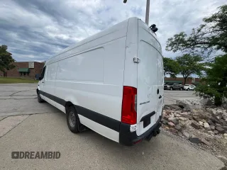 2020 Mercedes-Benz Sprinter with VIN W1Y8ED3Y5LP210730, listed as a Copart auction lot 61175204 with 201,663 mi miles and . Bid and sale history available at DreamBid. Image 3.