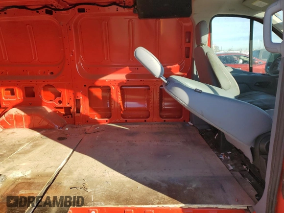 2017 Ford Transit z VIN 1FTYR1YM9HKA34671, wystawiony jako Copart lot #42172775 z przebiegiem 121 068 mil mil oraz Szkoda całkowita • Salvage title. Historia ofert i sprzedaży dostępna na DreamBid. Obrazek 11.