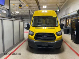 2019 Ford Transit with VIN 1FTYR3XM9KKA24839, listed as a IAAI auction lot 42015466 with 122,912 mi miles. Bid and sale history available at carsss.com. Image 1.