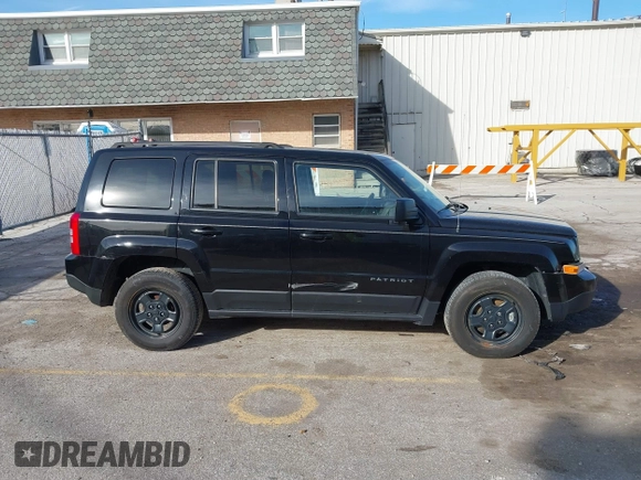 2017 Jeep Patriot Sport with VIN 1C4NJPBA7HD118388, listed as a IAAI auction lot 41538977 with 81,920 mi miles. Bid and sale history available at carsss.com. Image 13.