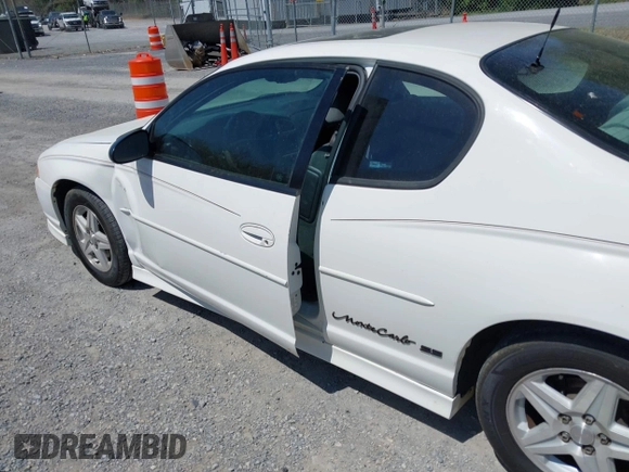 2002 Chevrolet Monte Carlo SS with VIN 2G1WX15K629204602, listed as a IAAI auction lot 42054502 with 163,287 mi miles. Bid and sale history available at carsss.com. Image 17.