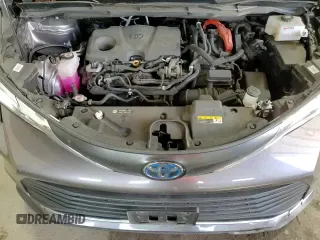 2021 Toyota Sienna XLE with VIN 5TDYSKFC2MS015192, listed as a Copart auction lot 85126635 with 37,552 mi miles and Salvage title. Bid and sale history available at DreamBid. Image 14.