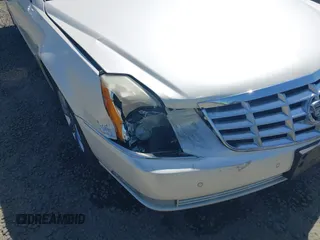 2008 Cadillac DTS 1SC with VIN 1G6KD57YX8U209792, listed as a IAAI auction lot 42003838 with 113,026 mi miles and . Bid and sale history available at carsss.com. Image 6.