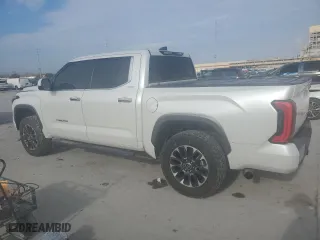 2022 Toyota Tundra 4WD Limited with VIN 5TFJA5DB2NX004558, listed as a Copart auction lot 43332955 with 46,341 mi miles and Salvage Title. Bid and sale history available at carsss.com. Image 2.