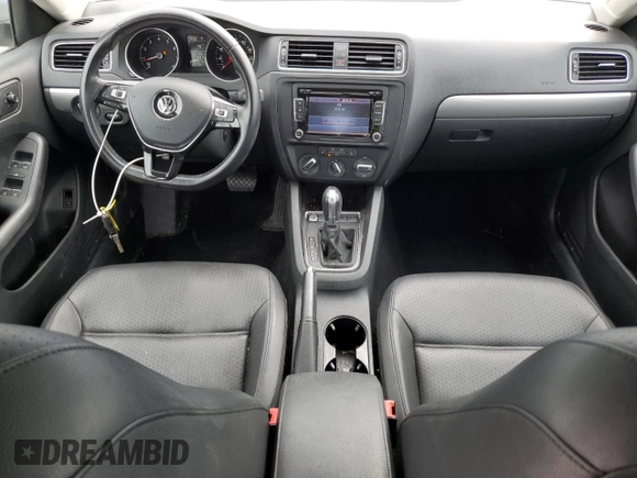 2015 Volkswagen Jetta SE с VIN 3VWD17AJ1FM311745, выставлен на аукционе Copart как лот 55936435 с пробегом 79 819 миль миль и Списание • Salvage title. История ставок и продаж доступна на DreamBid. Изображение 8.