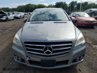 2011 Mercedes-Benz R-Class R 350 with VIN 4JGCB6FE1BA125949, listed as a Copart auction lot 68250894 with 185,994 mi miles and Clean Title. Bid and sale history available at carsss.com. Image 5.