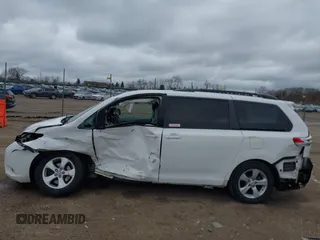 2012 Toyota Sienna LE AAS с VIN 5TDKK3DC7CS224490, выставлен на аукционе IAAI как лот 42030426 с пробегом 222 068 миль миль и . История ставок и продаж доступна на DreamBid. Изображение 14.