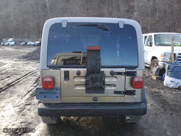 2004 Jeep Wrangler Sport with VIN 1J4FA49SX4P723705, listed as a Copart auction lot 46944215 with 157,731 mi miles and Clean Title. Bid and sale history available at carsss.com. Image 6.