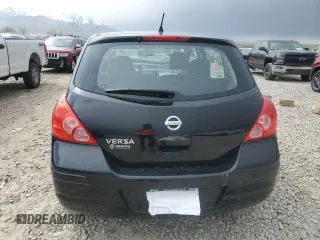 2011 Nissan Versa S z VIN 3N1BC1CP0BL369254, wystawiony jako Copart lot #51347595 z przebiegiem 131 860 mil mil oraz Szkoda całkowita • Salvage title. Historia ofert i sprzedaży dostępna na DreamBid. Obrazek 6.