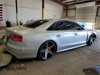 2013 Audi S8 with VIN WAUD2AFD2DN009929, listed as a Copart auction lot 43842533 with 0 mi miles and Salvage Title. Bid and sale history available at carsss.com. Image 3.