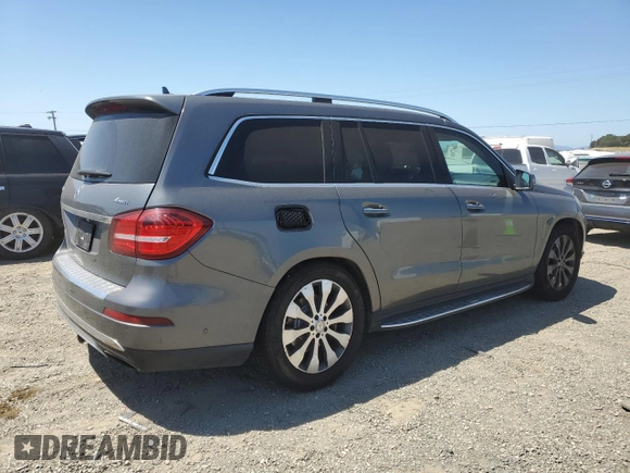2017 Mercedes-Benz GLS 450 z VIN 4JGDF6EE3HA854652, wystawiony jako Copart lot #54886445 z przebiegiem 129 672 mil mil oraz Szkoda całkowita • Salvage title. Historia ofert i sprzedaży dostępna na DreamBid. Obrazek 3.