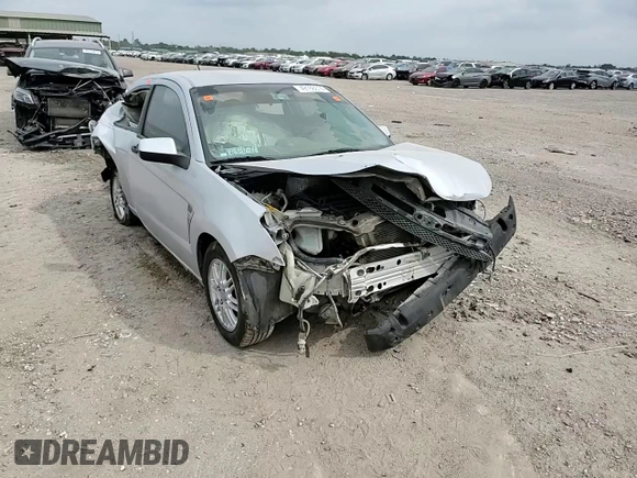 2008 Ford Focus SE z VIN 1FAHP33N98W188619, wystawiony jako Copart lot #49186014 z przebiegiem 139 888 mil mil oraz Szkoda całkowita • Salvage title. Historia ofert i sprzedaży dostępna na DreamBid. Obrazek 10.