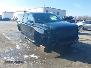 2019 Chevrolet Suburban Premier with VIN 1GNSKJKC7KR146269, listed as a IAAI auction lot 41498314 with 89,402 mi miles and . Bid and sale history available at DreamBid. Image 6.