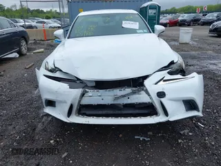 2016 Lexus IS 300/350 z VIN JTHCM1D20G5010428, wystawiony jako IAAI lot #42253079 z przebiegiem 104 880 mil mil oraz . Historia ofert i sprzedaży dostępna na DreamBid. Obrazek 6.