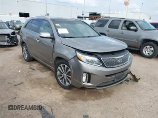 2014 Kia Sorento SX Limited with VIN 5XYKWDA72EG434206, listed as a IAAI auction lot 41504797 with 190,569 mi miles. Bid and sale history available at carsss.com. Image 1.