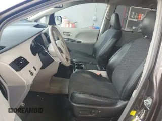 2012 Toyota Sienna SE with VIN 5TDXK3DCXCS229804, listed as a Copart auction lot 45532935 with 338,587 mi miles and Clean Title. Bid and sale history available at carsss.com. Image 7.