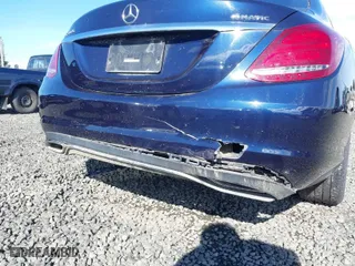 2015 Mercedes-Benz C-Class C 300 Luxury with VIN 55SWF4KB4FU008805, listed as a IAAI auction lot 41812308 with 83,599 mi miles. Bid and sale history available at carsss.com. Image 6.
