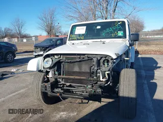 2013 Jeep Wrangler Unlimited Sahara with VIN 1C4BJWEG3DL658530, listed as a IAAI auction lot 41421006 with 115,321 mi miles and . Bid and sale history available at DreamBid. Image 6.