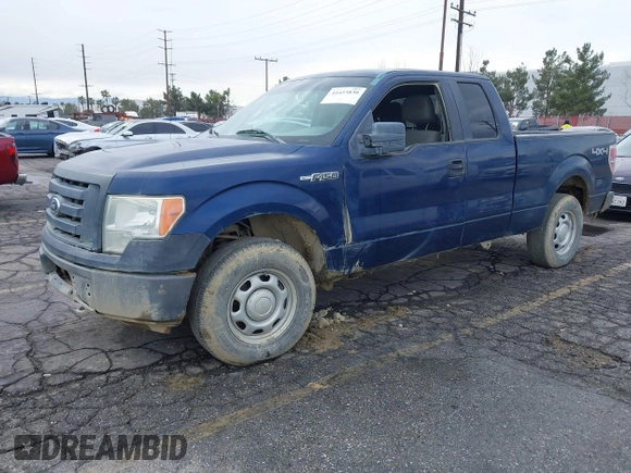 2012 Ford F-150 XL with VIN 1FTFX1EF4CFA96967, listed as a IAAI auction lot 41423830 with 215,958 mi miles. Bid and sale history available at carsss.com. Image 2.